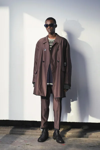 Look 19
